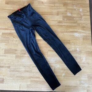 Spanx Velvet Leggings Womens Medium Black Shapewear Pull On